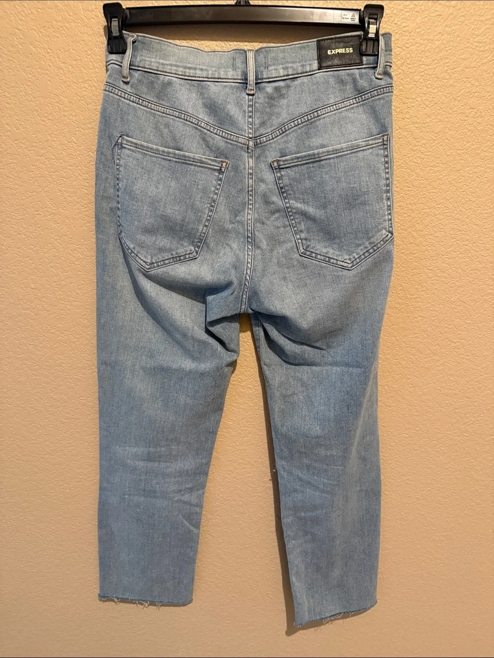 Express Light Blue Ripped Cropped Jeans - Picture 3 of 10